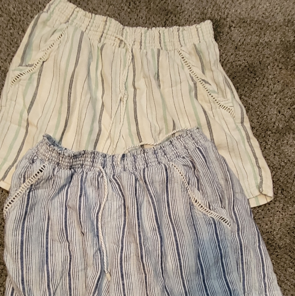 Briggs linen shorts with strings size m